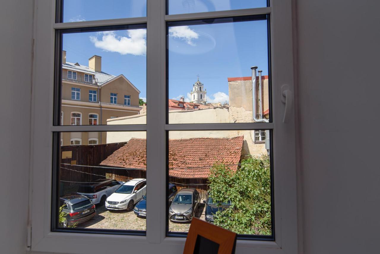 Welcoming Studio In Historic Vilnius With Free Parking By Urban Rent Apartment Bagian luar foto